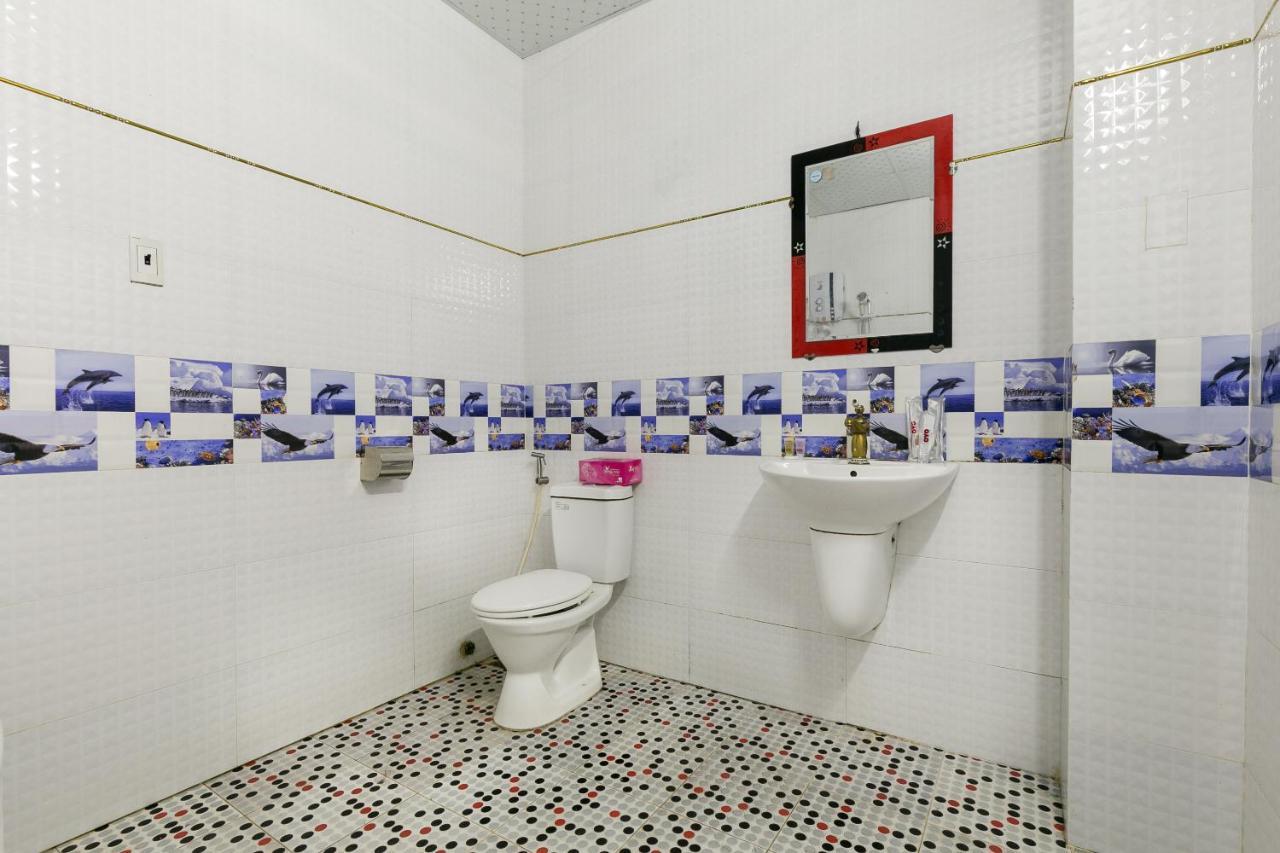 הו צ'י מין סיטי Oyo 486 Nhat Nhat Hotel מראה חיצוני תמונה