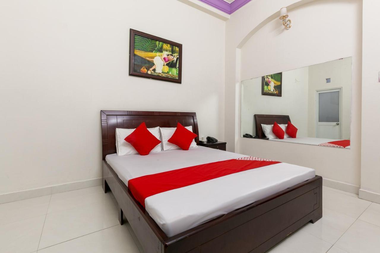 הו צ'י מין סיטי Oyo 486 Nhat Nhat Hotel מראה חיצוני תמונה