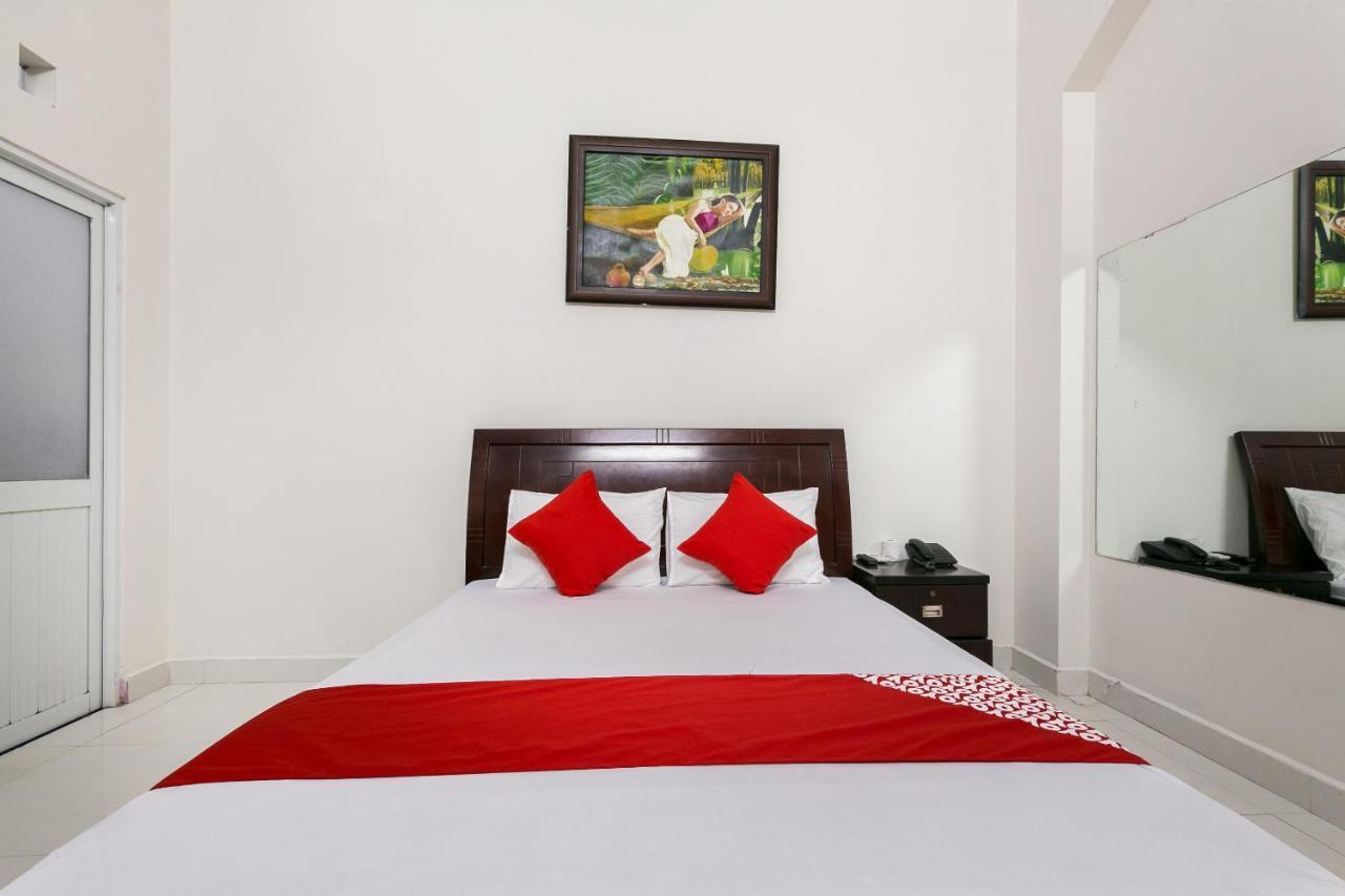 הו צ'י מין סיטי Oyo 486 Nhat Nhat Hotel מראה חיצוני תמונה