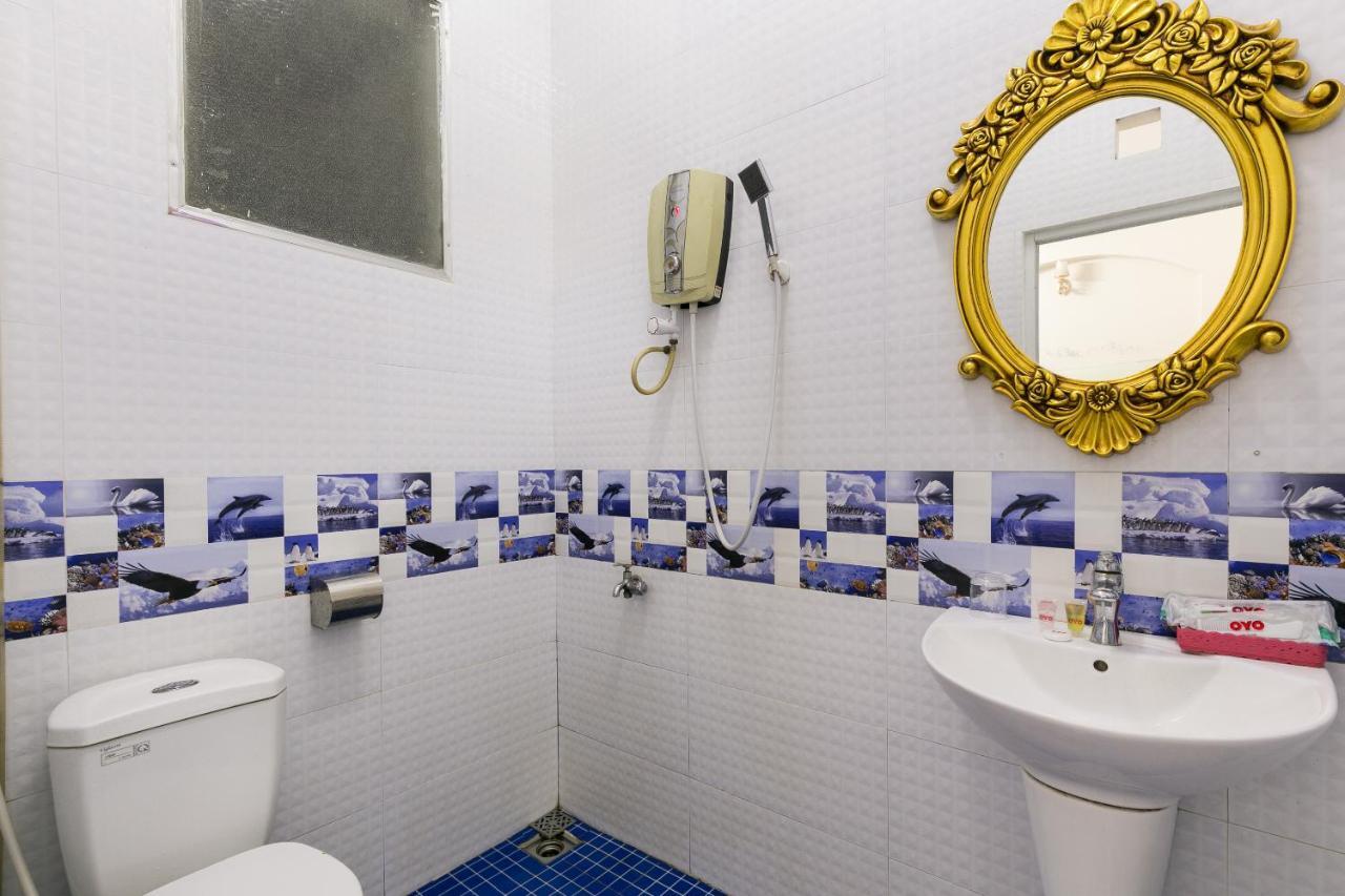 הו צ'י מין סיטי Oyo 486 Nhat Nhat Hotel מראה חיצוני תמונה
